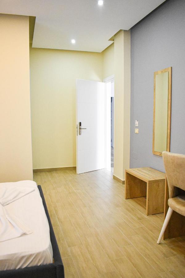 Hotelapart - Delmar Golem (Tirana) Exterior foto